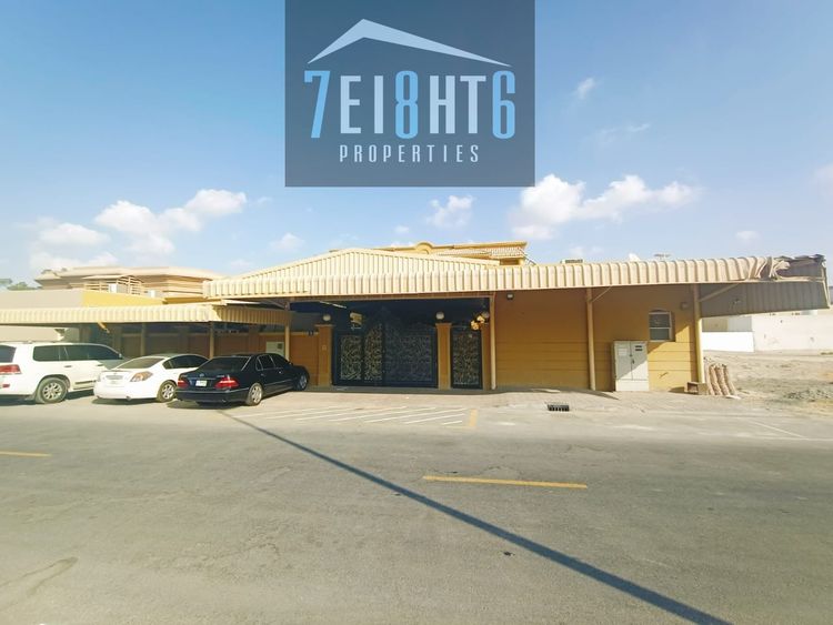 Outstanding property 9 b/r good quality indep villa + servant quarters