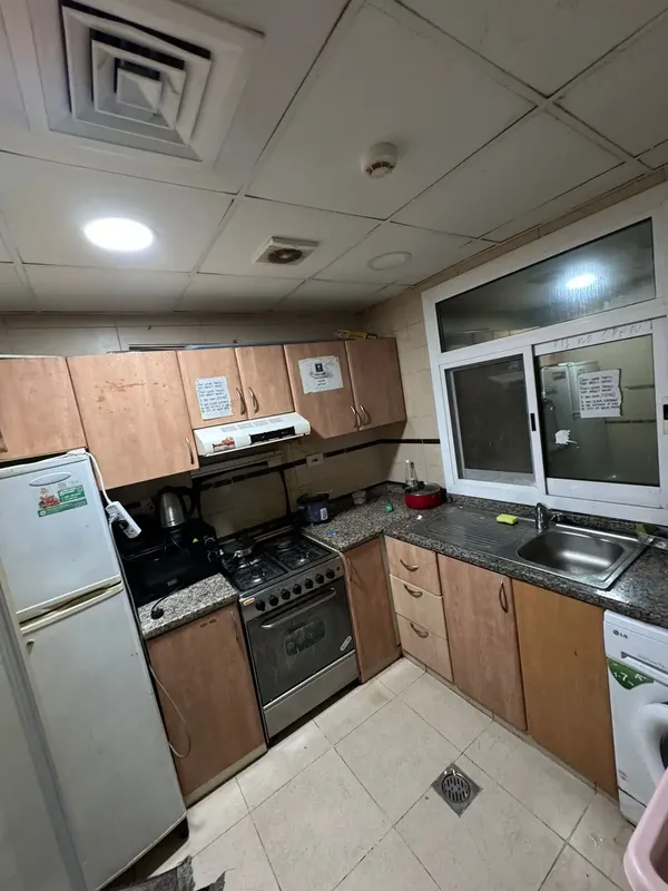 family room for rent al barsha 1 near mall of the emirates