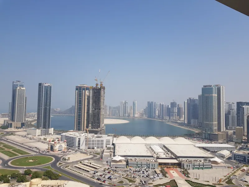 3bhk with balcony, wardrobes, gym,pool in al taawun area rent 68k