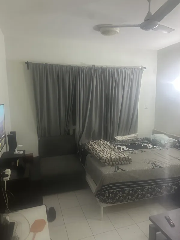 family & couple partition room available in al nahda for daily & monthly